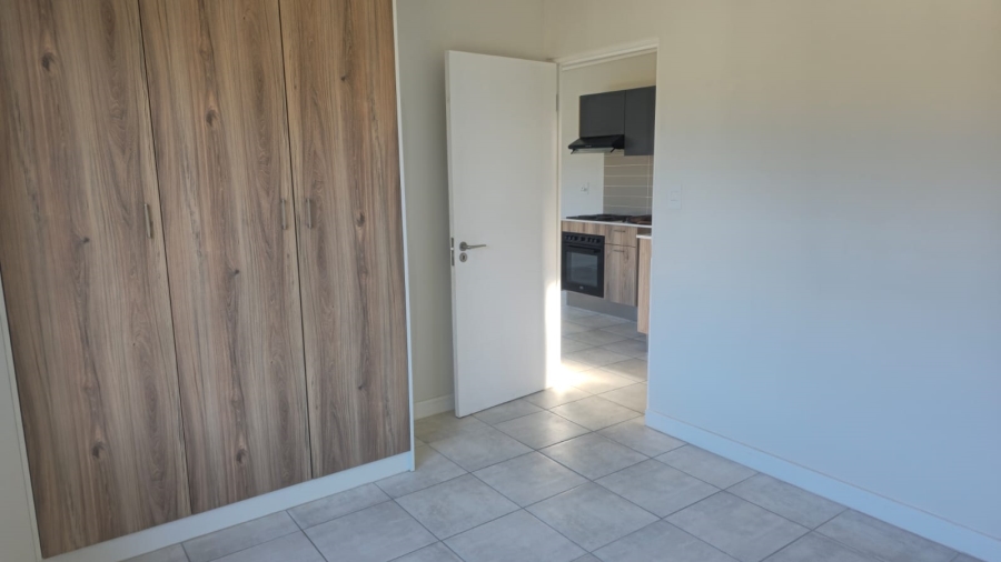 To Let 1 Bedroom Property for Rent in Admirals Park Western Cape